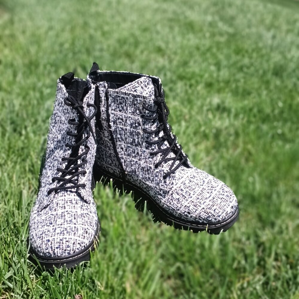 Torrid Multicolored Combat Boots Size 13 - Picture 2 of 4